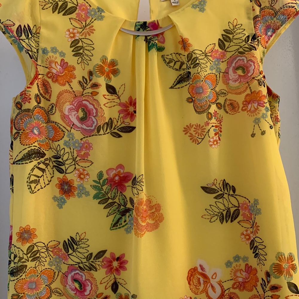 Lily White Top